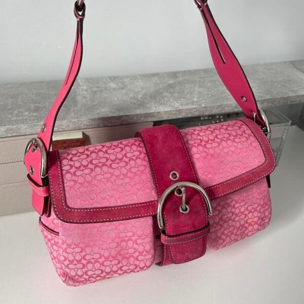 Authentic 2004 Coach Soho Minisignature Shoulder Bag 🍒✨💕