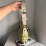 Coach signature buckle shoulder bag - lime-green/white/silver 🍒✨💕 - Image 3