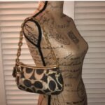 Vintage Y2K Coach Lurex Poppy Gold Hardware Small Shoulder Bag 🍒✨💕 - Image 8