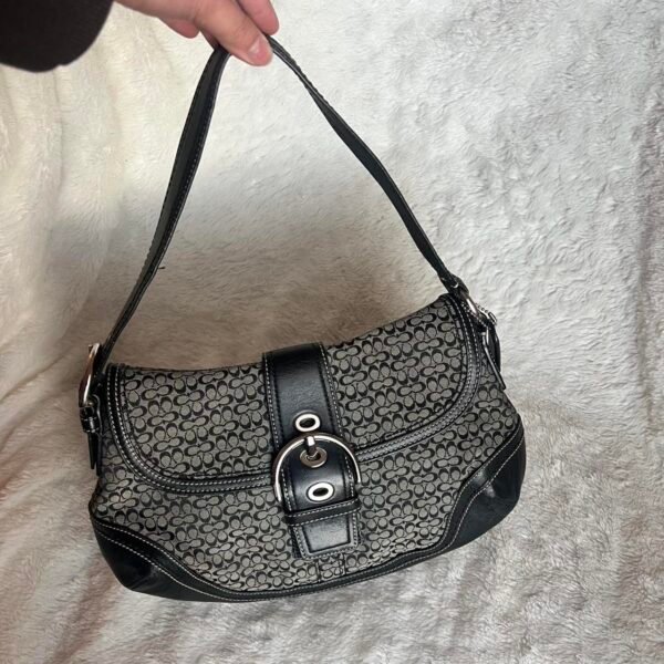 Y2K Coach Signature Canvas Soho Shoulder Bag ❤️✨