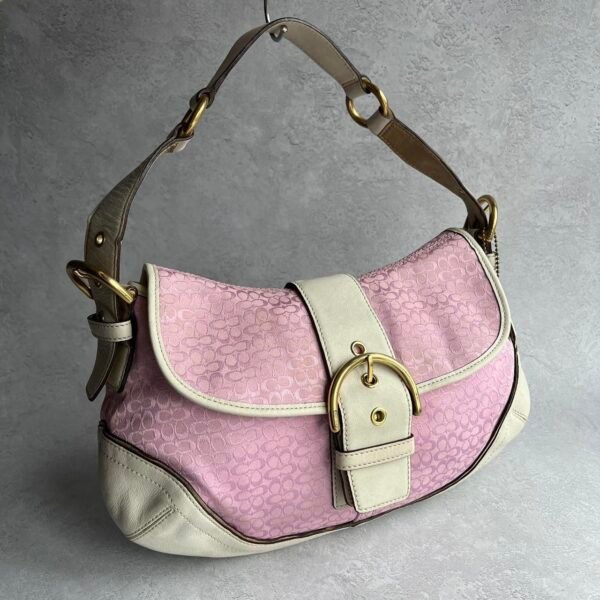 Coach signature buckle shoulder bag - light pink/cream/gold 🍒✨💕