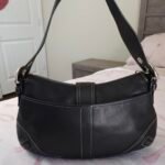 Coach Y2K Soho Black Buckle Flap Shoulder Bag Purse 🍒✨💕 - Image 4