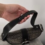 Coach signature buckle demi shoulder bag - black/grey/silver 🍒✨💕 - Image 4