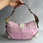 Coach signature buckle shoulder bag - light pink/cream/gold 🍒✨💕 - Image 3
