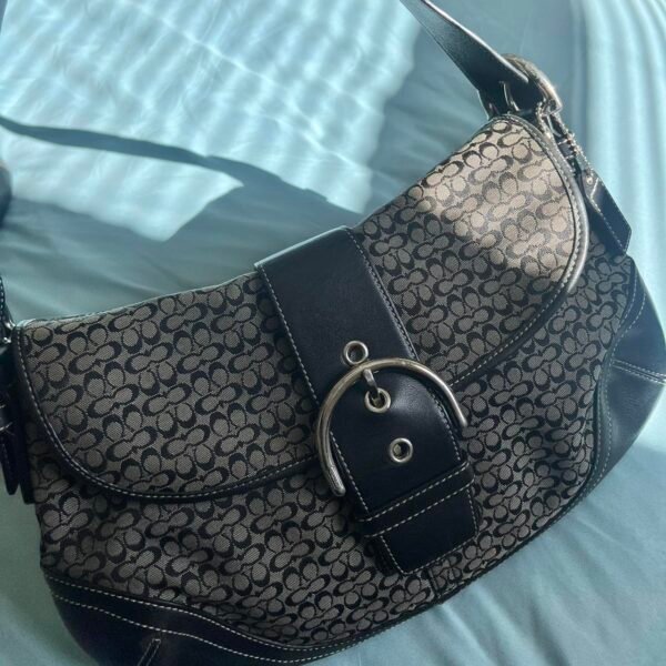 Y2K Coach Signature Canvas Soho Shoulder Bag Large ❤️✨