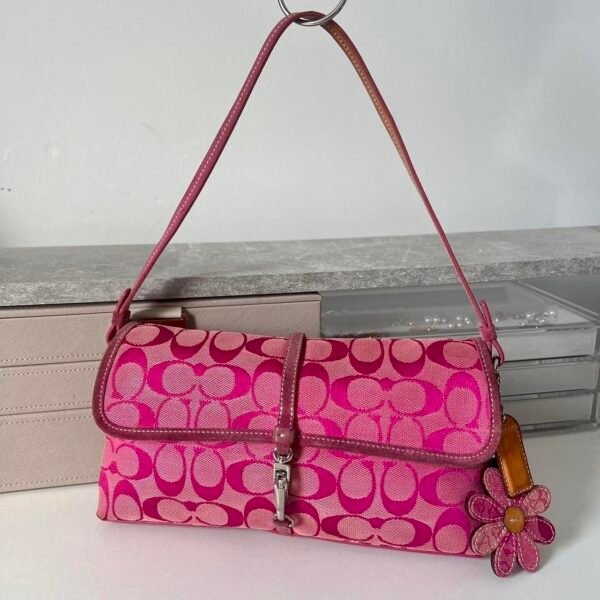 Authentic 2003 Coach Hamptons Signature Shoulder Bag 🍒✨💕