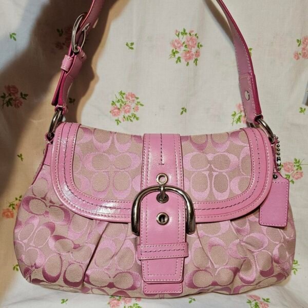 Vintage Coach Barbie Pink Soho Buckle Signature  Rare Shoulder Purse 🍒✨💕