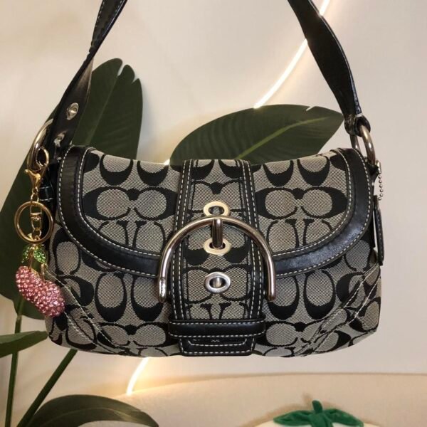 Coach Y2K Vintage Soho Flap Mini (2006) 🍒✨💕