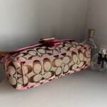 Coach Signature Shoulder Bag 🍒✨💕 - Image 7